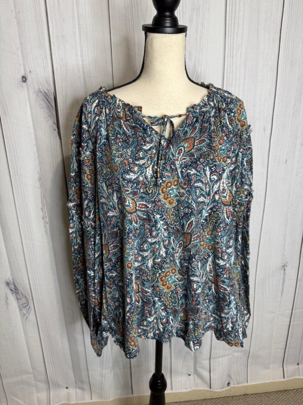 Wonderly Top Sz 2XL Knit Paisley Long Sleeve Tasseled Multicolor Peasant Boho